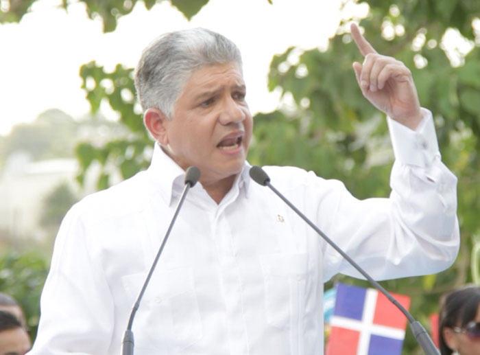 Eduardo Estrella - Presidente del Partido Dominicanos por el Cambio